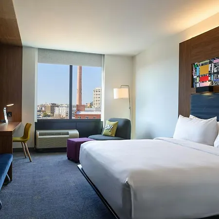 Aloft Durham Downtown Hotel Exterior photo