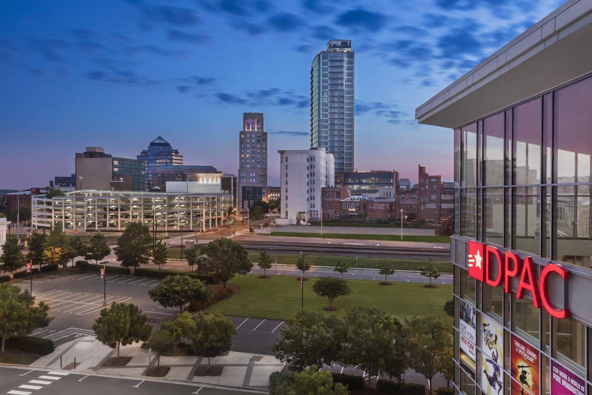 Aloft Downtown 4* Durham