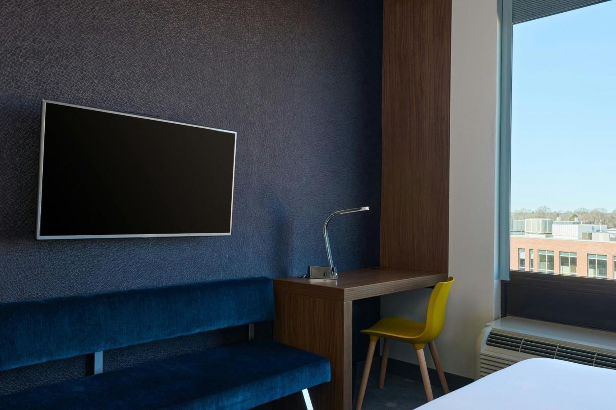 Hotel Aloft Downtown 4*