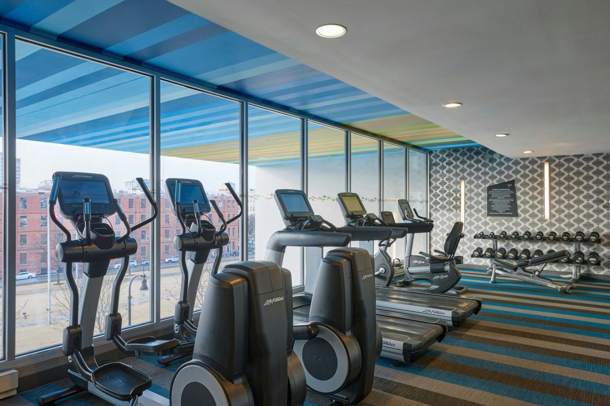 Aloft Downtown 4* Durham