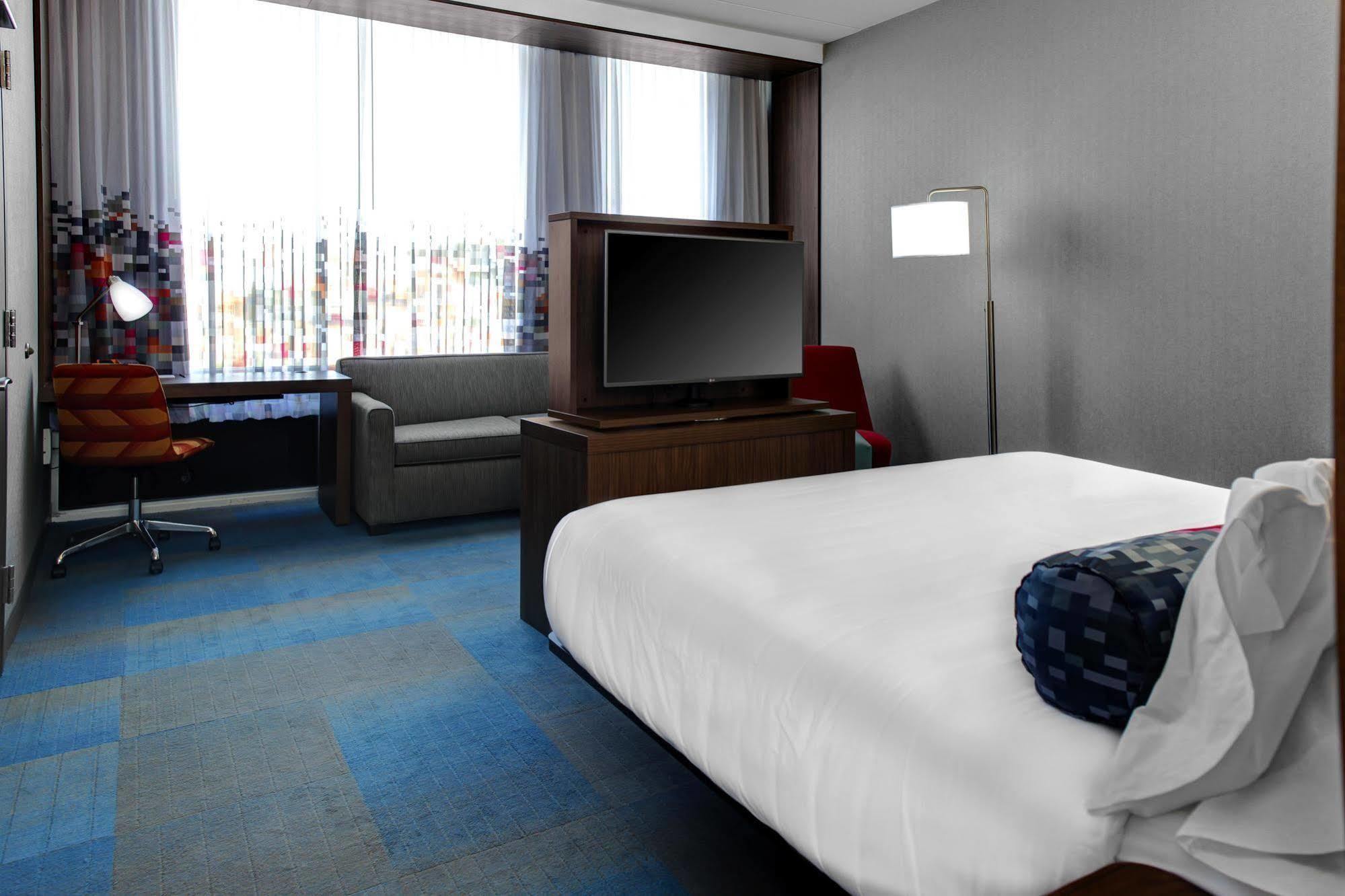 Aloft Downtown