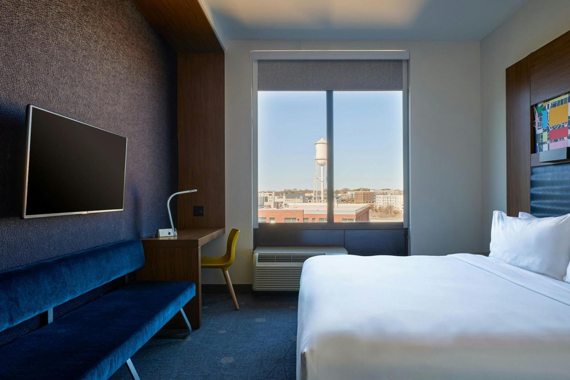 Aloft Downtown 4*
