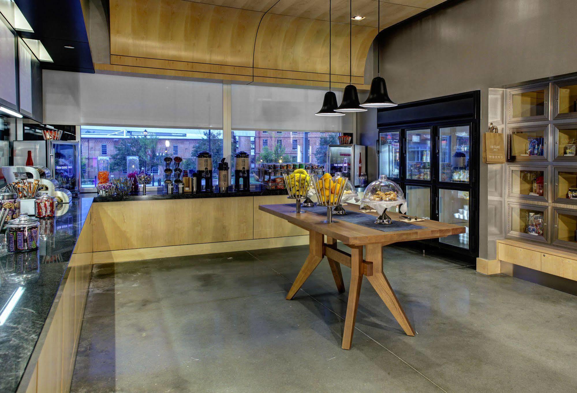 Aloft Downtown Hotel